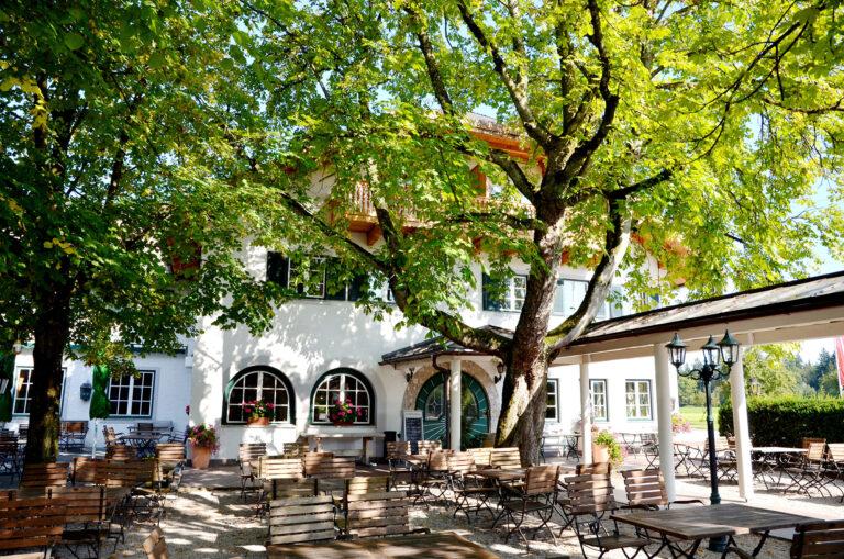 Hotel-Gasthofl-Mostwastl-Gastgarten-Salzburg